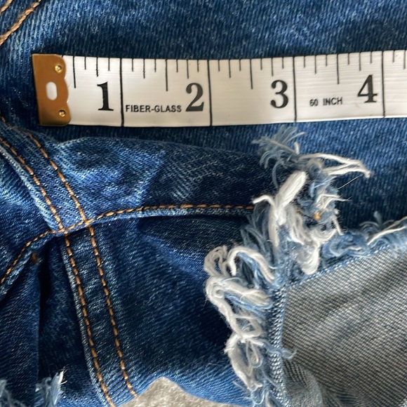 Levi’s dark wash jean shorts - Picture 8 of 8